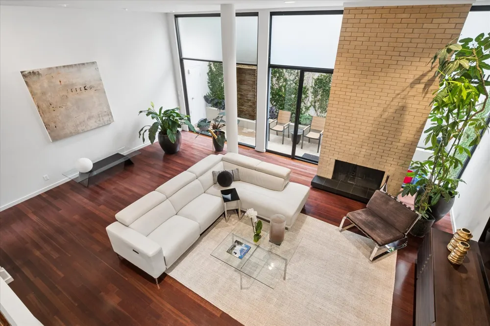 3210 Elizabeth Street Dallas, TX 75204