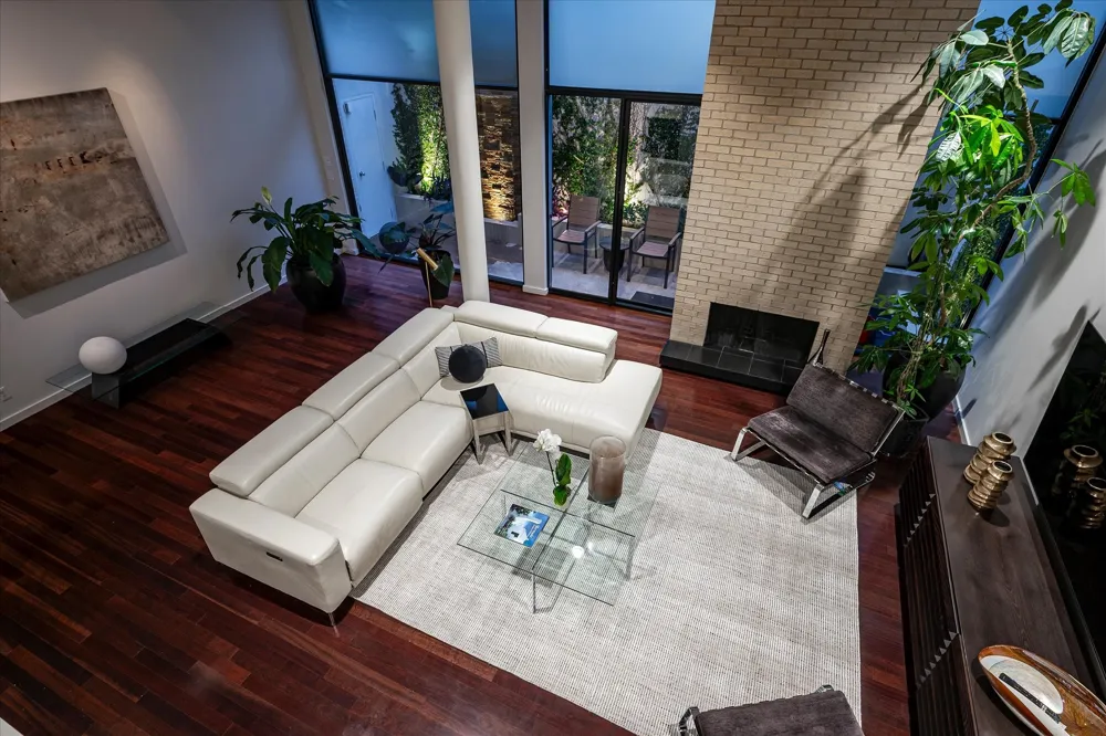 3210 Elizabeth Street Dallas, TX 75204