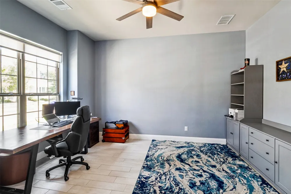 12679 Royal Oaks Lane Farmers Branch, TX 75234