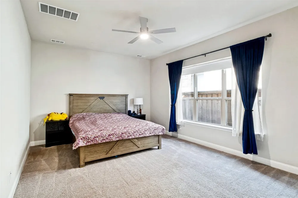 12679 Royal Oaks Lane Farmers Branch, TX 75234
