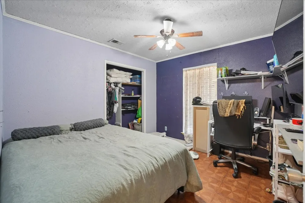 2710 Moonriver Lane Farmers Branch, TX 75234