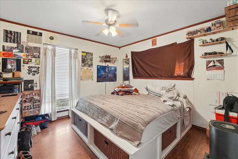 2710 Moonriver Lane Farmers Branch, TX 75234