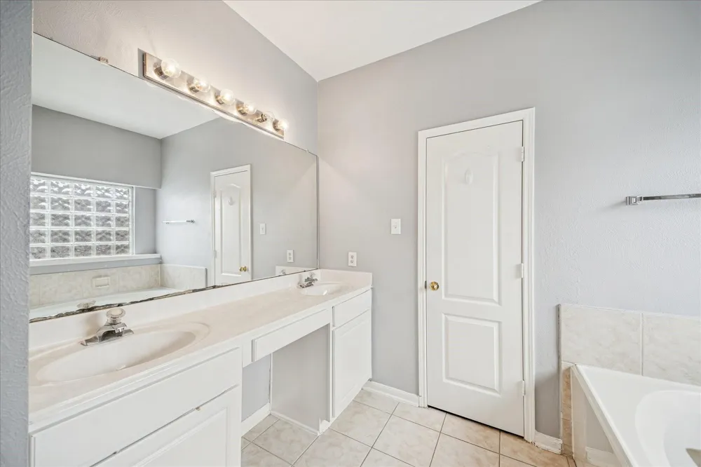 17610 Forest Haven Trail Tomball, TX 77375