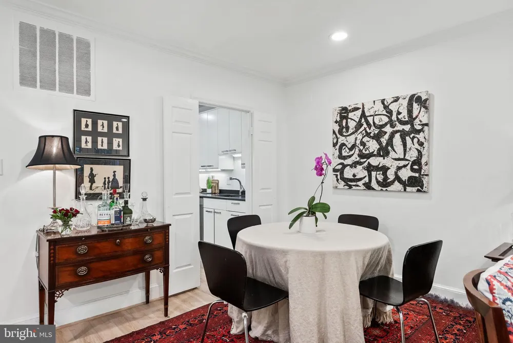3209 SUTTON PLACE NW #C Washington, DC 20016