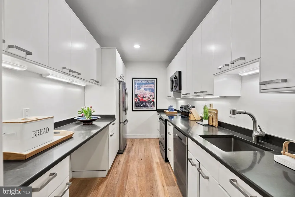 3209 SUTTON PLACE NW #C Washington, DC 20016