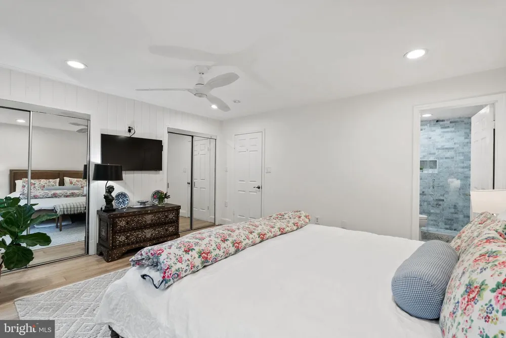 3209 SUTTON PLACE NW #C Washington, DC 20016