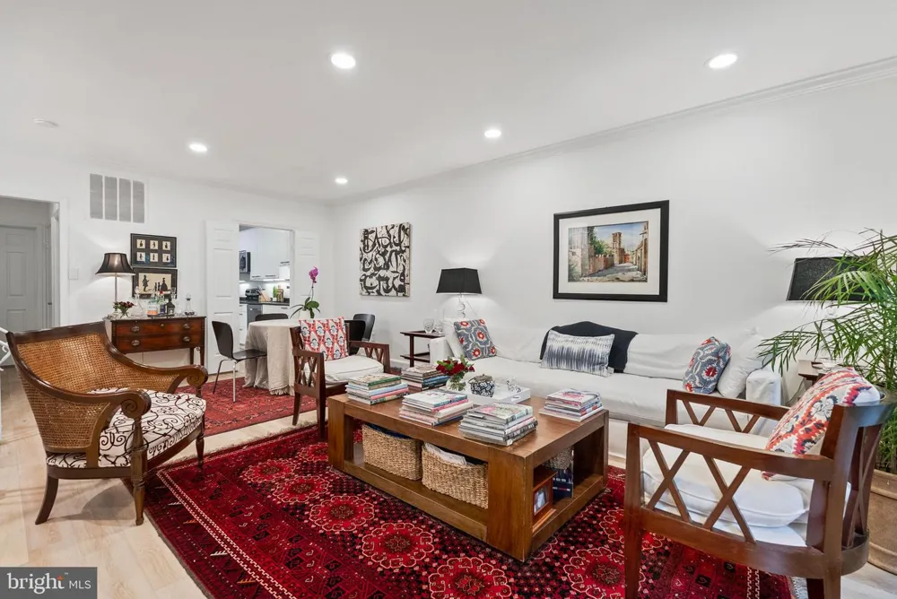 3209 SUTTON PLACE NW #C Washington, DC 20016