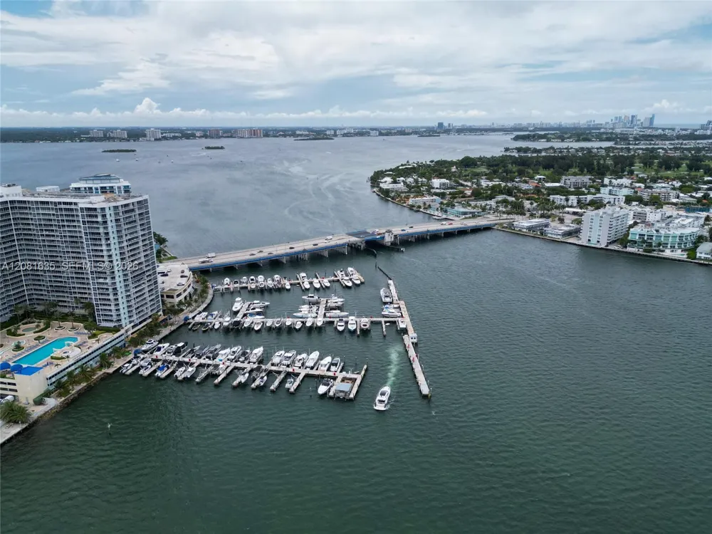 7601 E Treasure Dr #B-79 North Bay Village, FL 33141