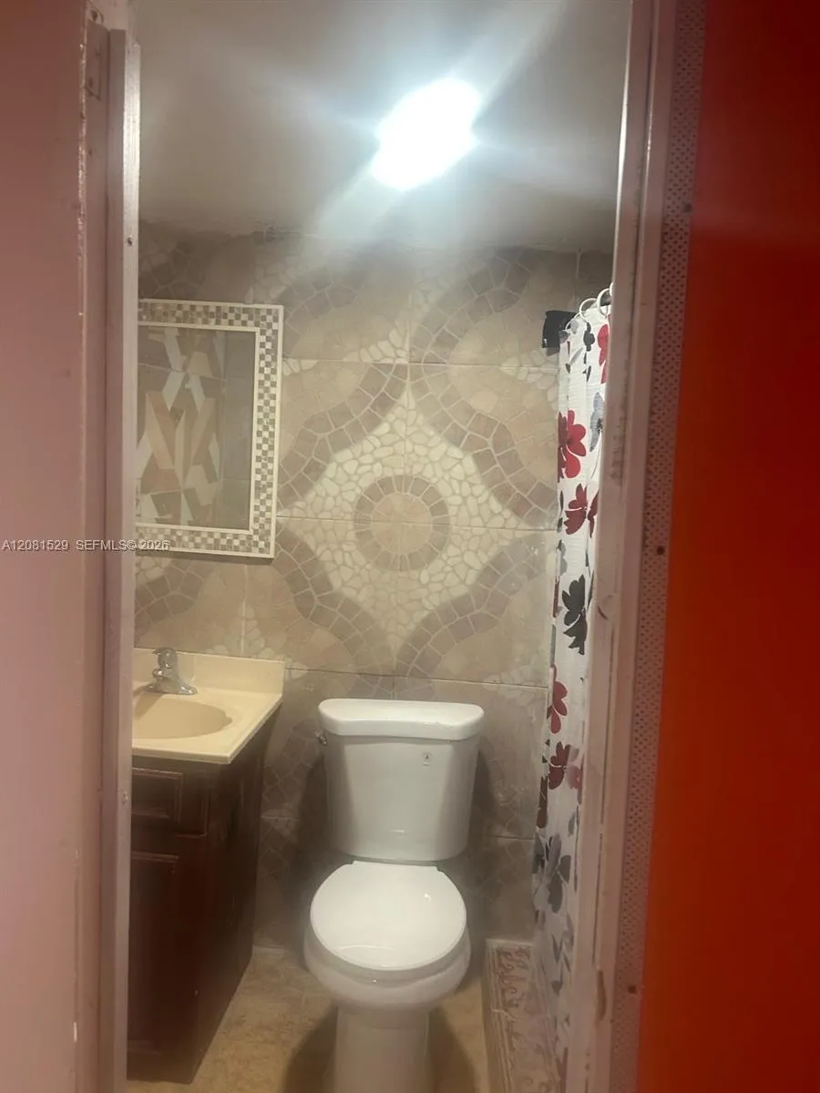 115 NW 193rd St #2 Miami Gardens, FL 33169