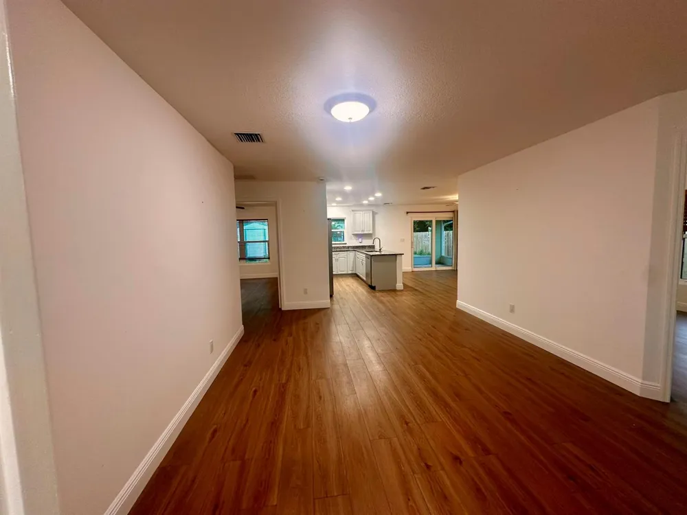 827 SE 6TH STREET Stuart, FL 34994