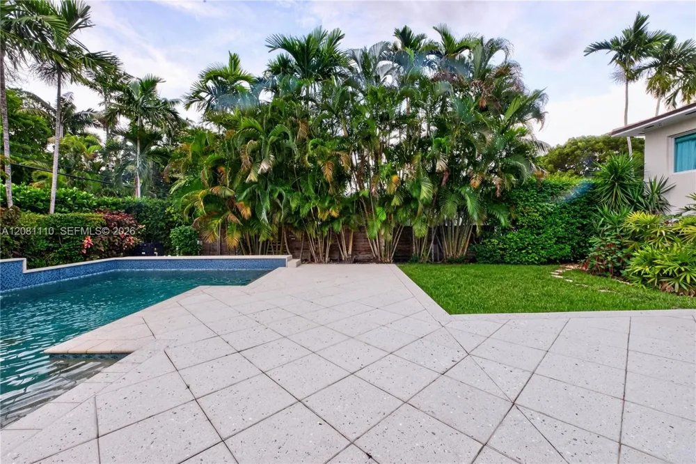 1065 NE 96th St Miami Shores, FL 33138