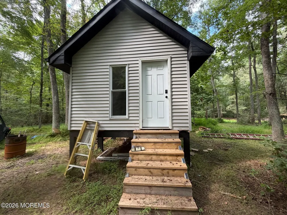 521 Alloway-Woodstown Road Mannington, NJ 08079