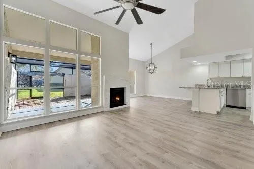 196 W SABAL PALM PLACE #196 Longwood, FL 32779