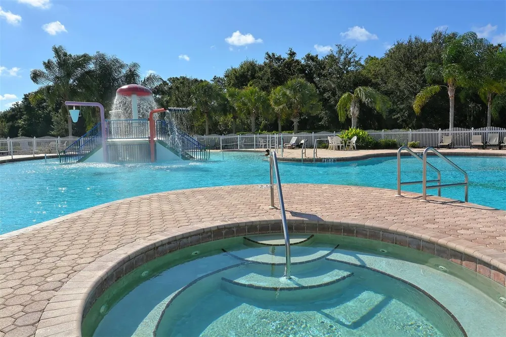 13112 PEREGRIN CIRCLE Bradenton, FL 34212
