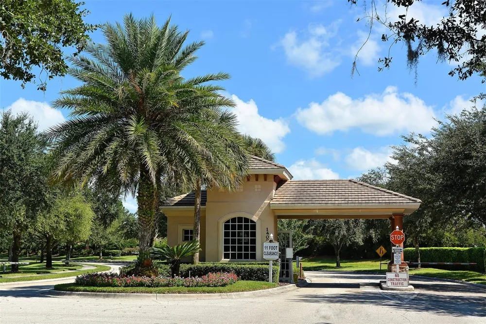 13112 PEREGRIN CIRCLE Bradenton, FL 34212