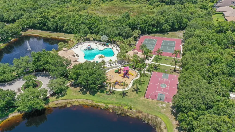 13112 PEREGRIN CIRCLE Bradenton, FL 34212