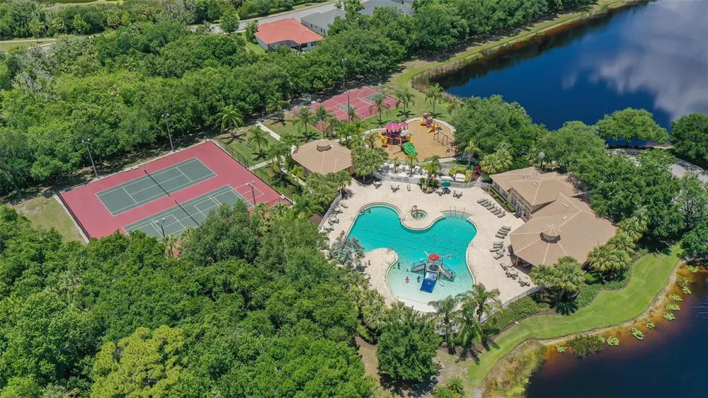 13112 PEREGRIN CIRCLE Bradenton, FL 34212