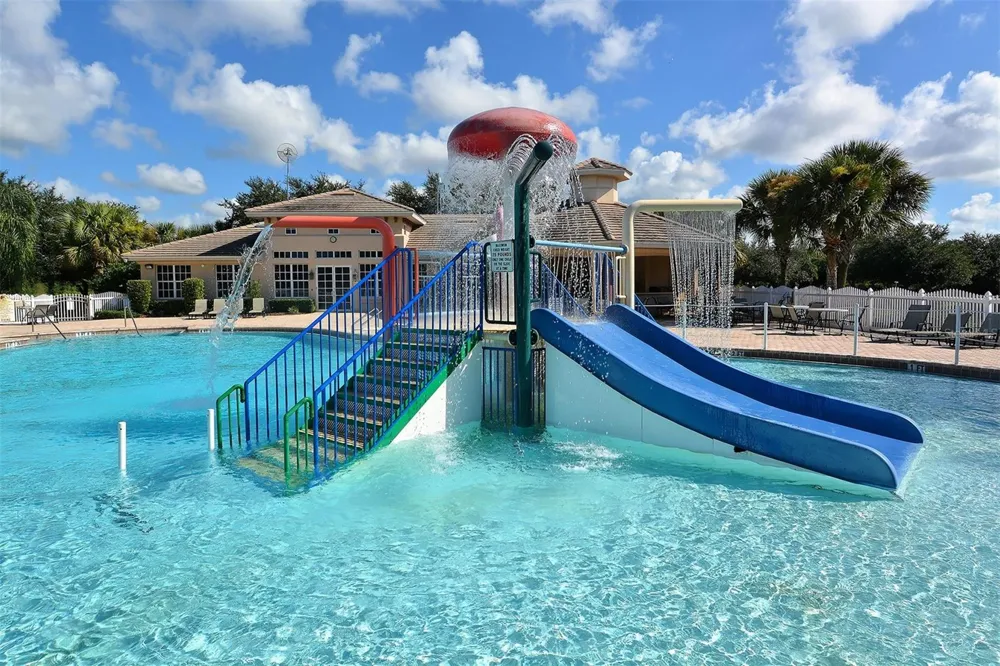 13112 PEREGRIN CIRCLE Bradenton, FL 34212