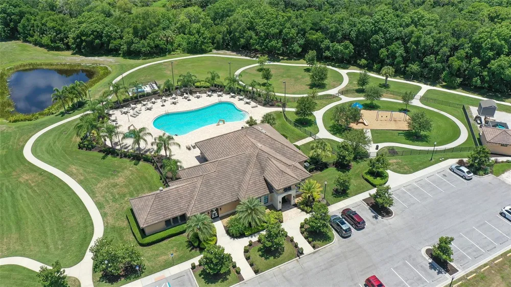13112 PEREGRIN CIRCLE Bradenton, FL 34212