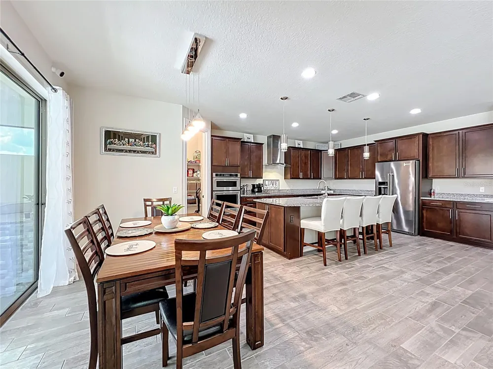 15084 CUDDY COURT Orlando, FL 32820