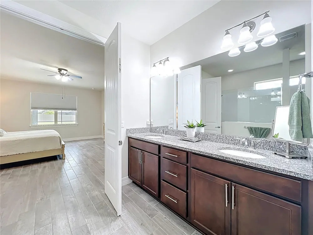 15084 CUDDY COURT Orlando, FL 32820