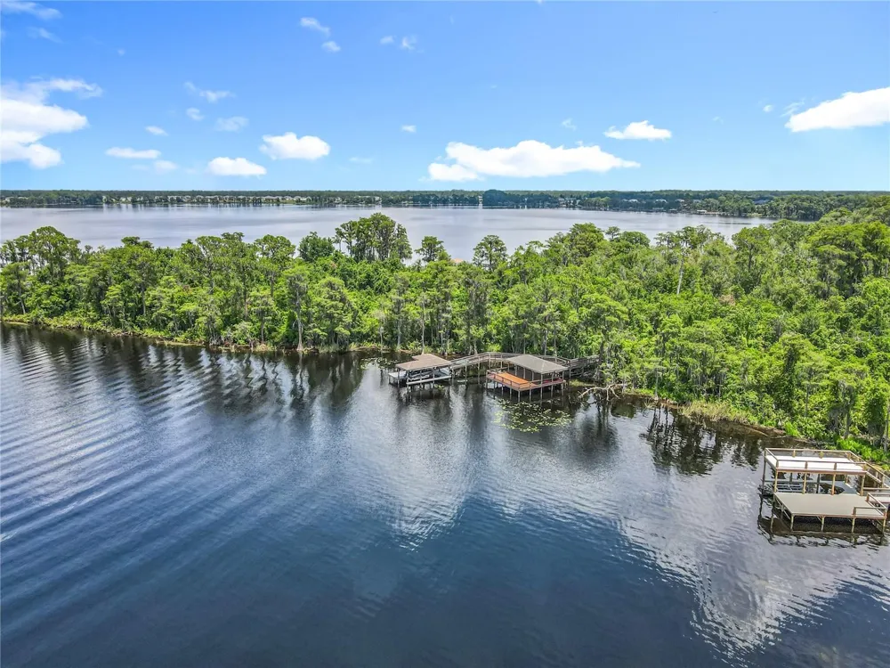 15084 CUDDY COURT Orlando, FL 32820