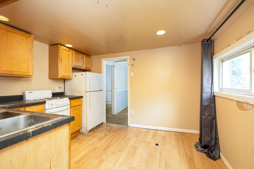 1404 Holmes Road Ypsilanti Charter Township, MI 48198