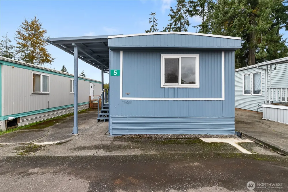 2240 Peace Portal Drive #5 Blaine, WA 98230