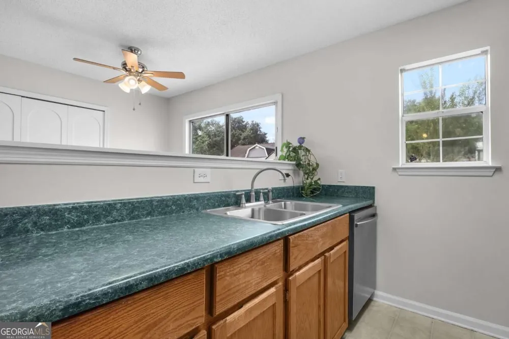 139 Little River DR Savannah, GA 31419