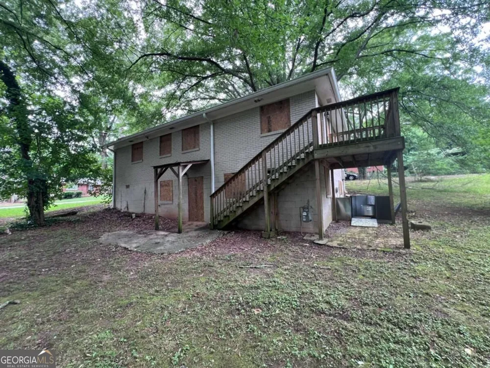 2004 Shamrock DR Decatur, GA 30032