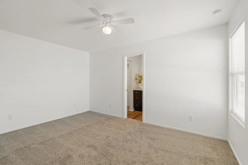 424 Marty Allen Loop Jarrell, TX 76537