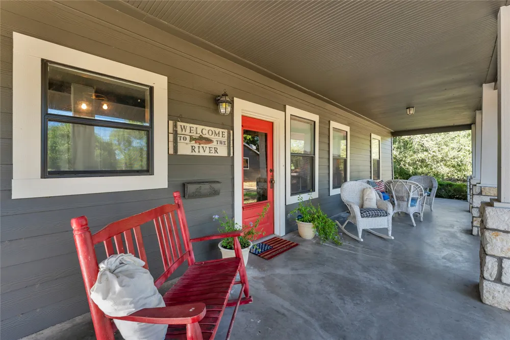 211 Riverside Drive W Llano, TX 78643