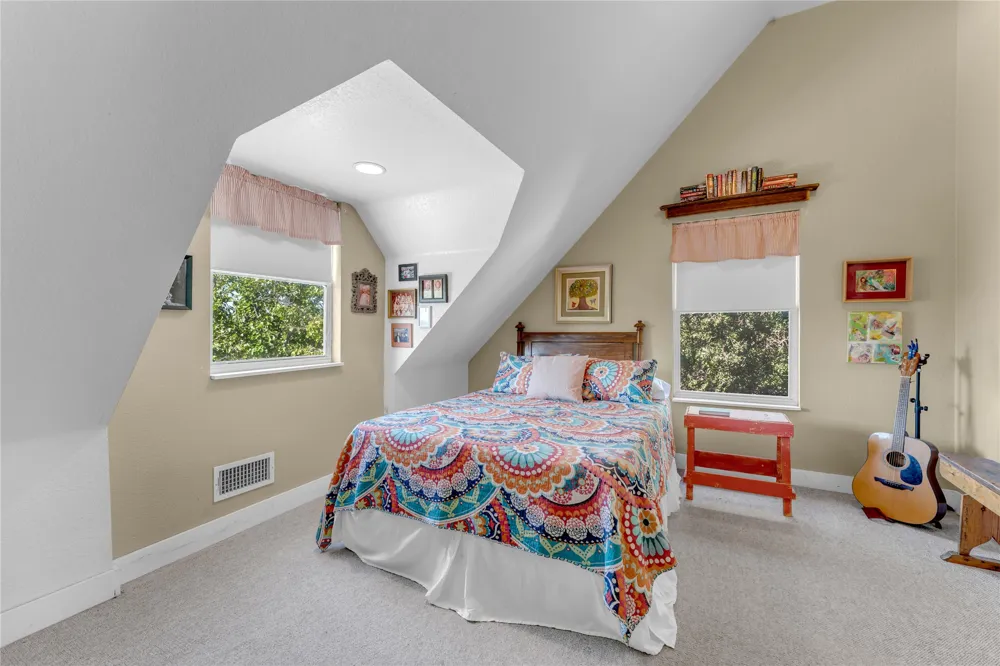 211 Riverside Drive W Llano, TX 78643