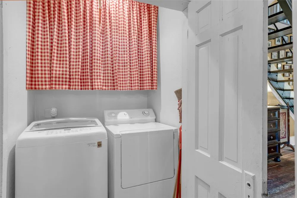 211 Riverside Drive W Llano, TX 78643