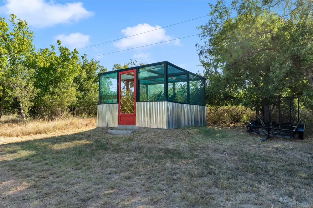 211 Riverside Drive W Llano, TX 78643