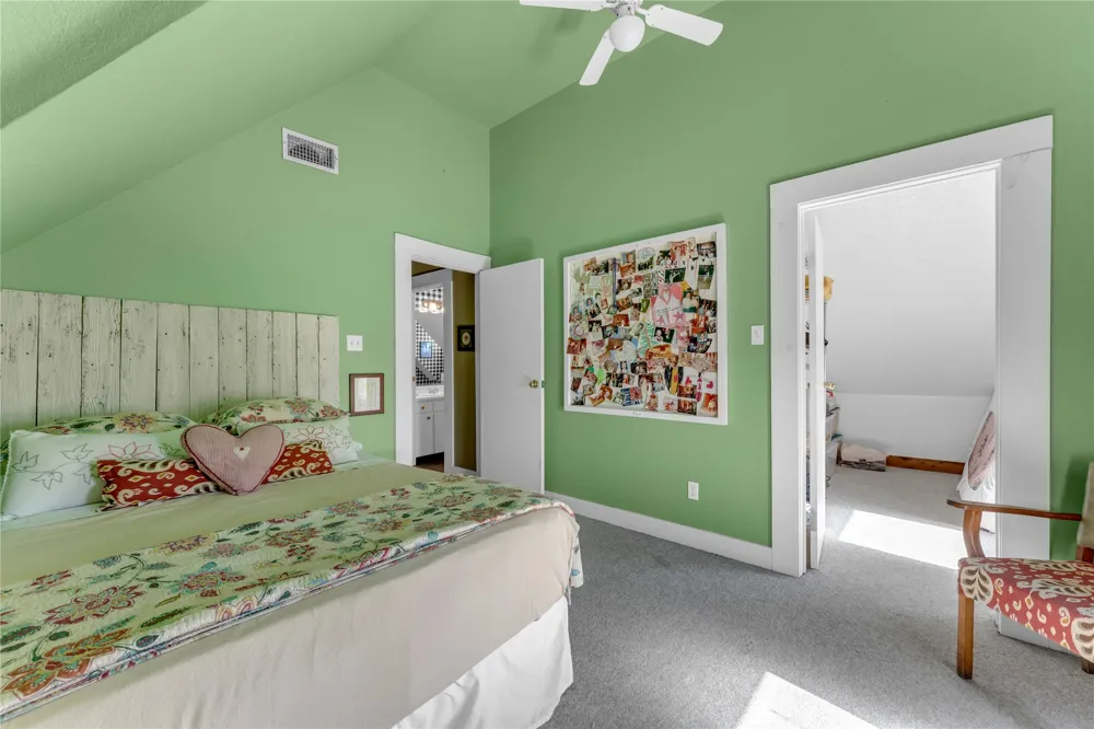 211 Riverside Drive W Llano, TX 78643