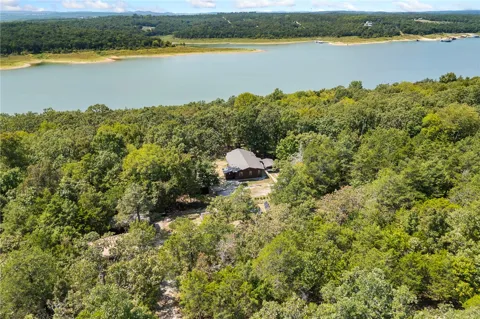 1018 Bowen Trail