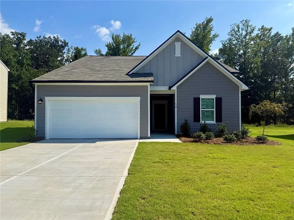 32 Crescent Boulevard Carrollton, GA 30116
