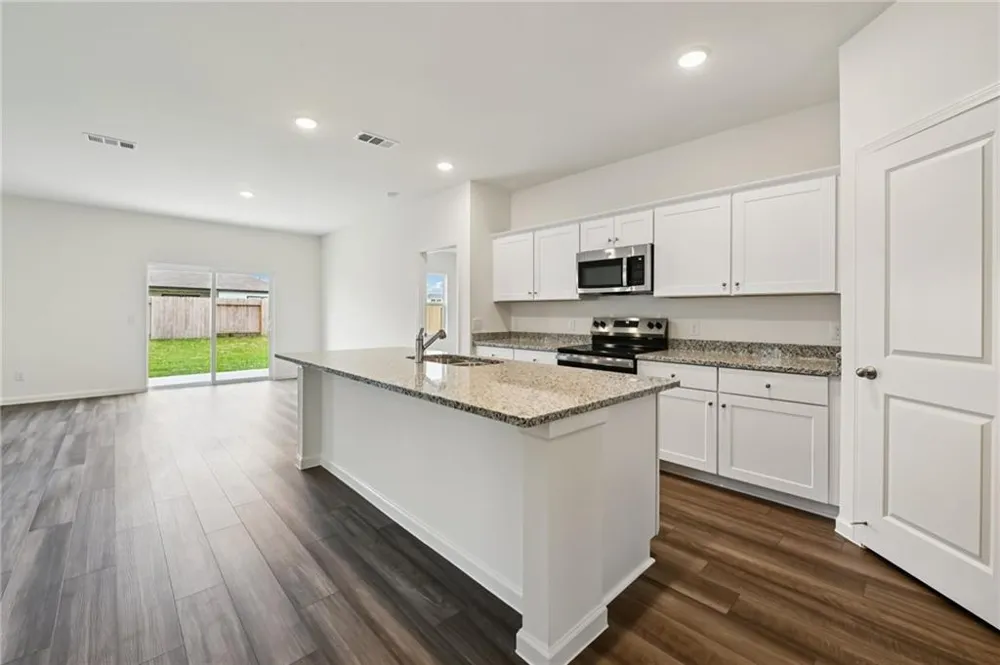 32 Crescent Boulevard Carrollton, GA 30116