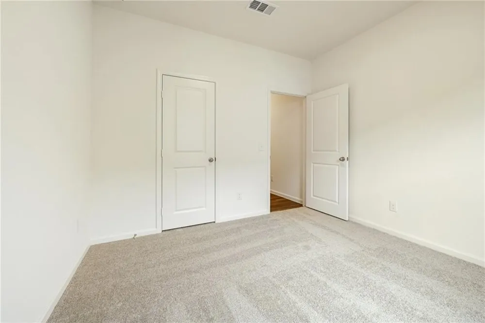 32 Crescent Boulevard Carrollton, GA 30116