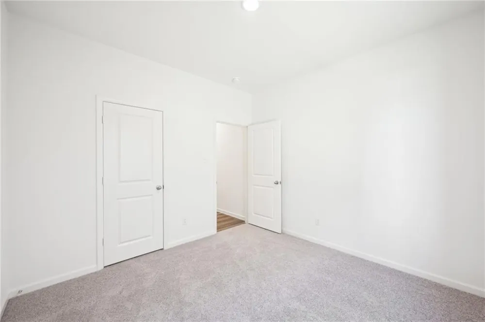 32 Crescent Boulevard Carrollton, GA 30116