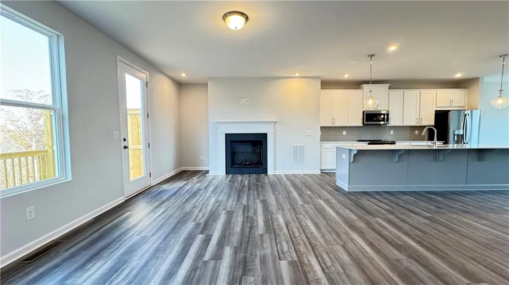 1443 Creekside Circle NW Atlanta, GA 30318