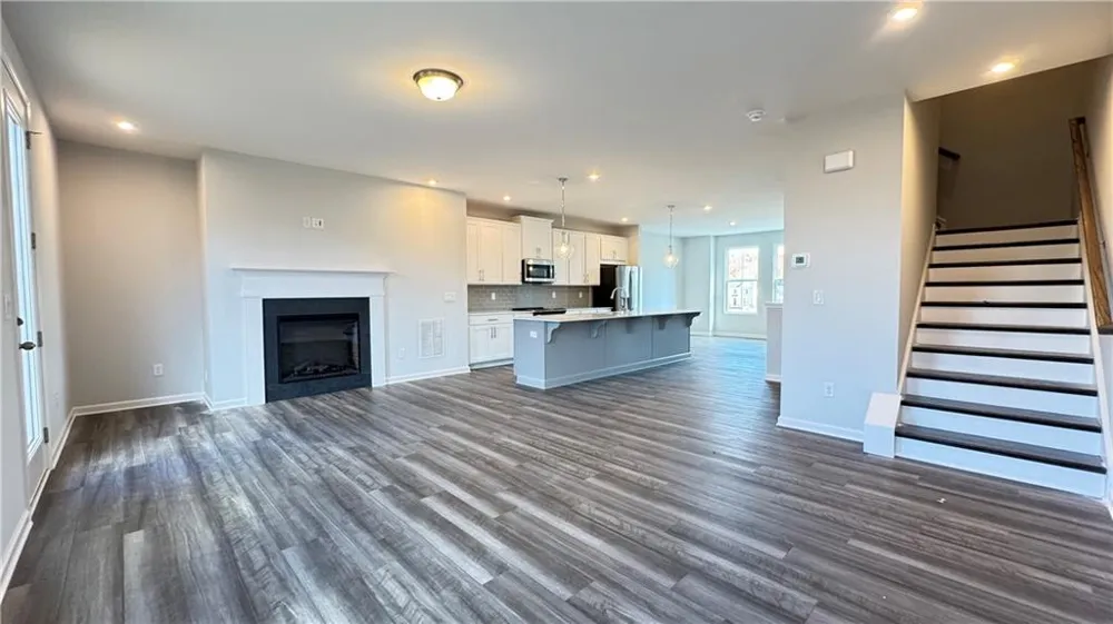 1443 Creekside Circle NW Atlanta, GA 30318