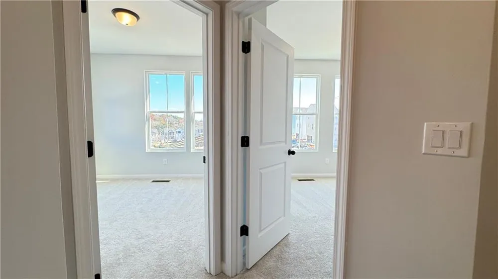 1443 Creekside Circle NW Atlanta, GA 30318