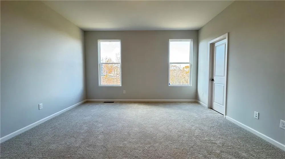 1443 Creekside Circle NW Atlanta, GA 30318
