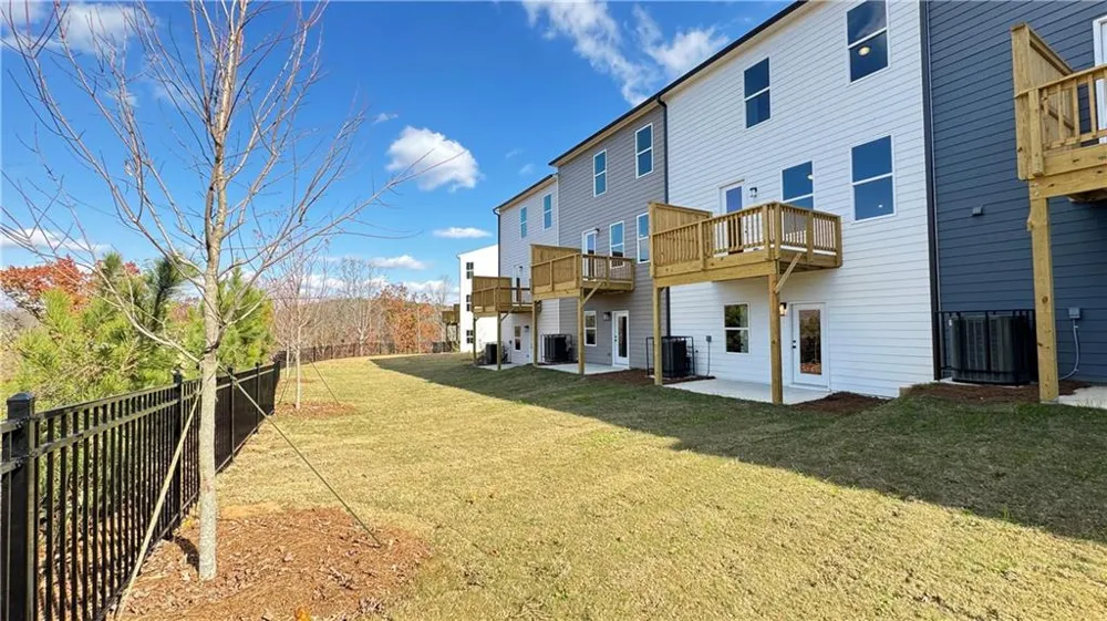 1443 Creekside Circle NW Atlanta, GA 30318
