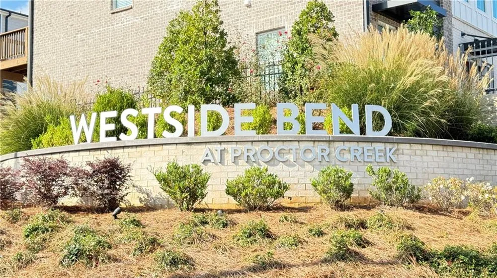 1443 Creekside Circle NW Atlanta, GA 30318