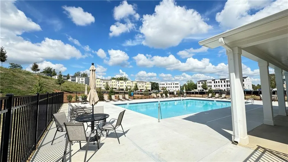 1443 Creekside Circle NW Atlanta, GA 30318