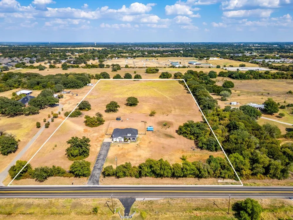 6202 FM 1902 Burleson, TX 76058
