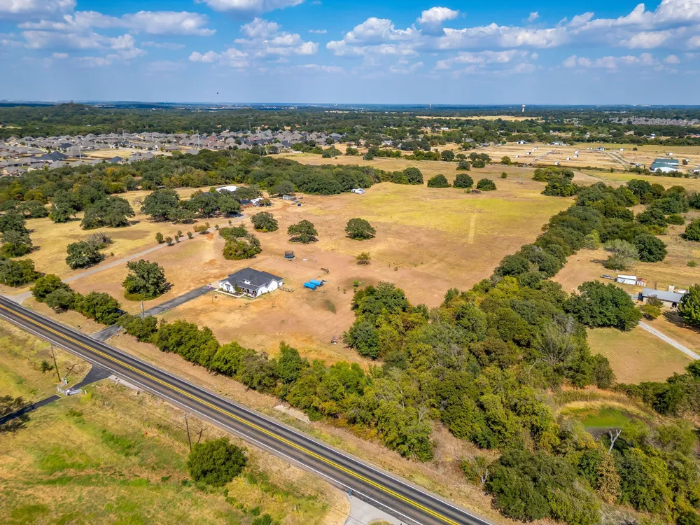 6202 FM 1902 Burleson, TX 76058